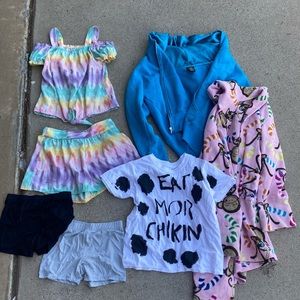 Girls lot of clothes size 6/7/8